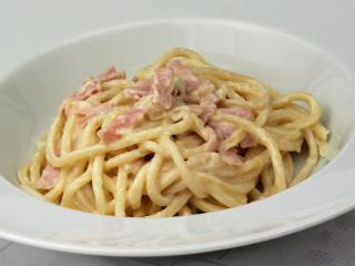 Syrovo-šunkové makaróny