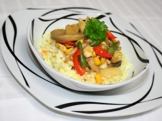 Farebné mäsovo zeleninové soté