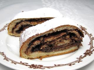 Kakaovo-orechový závin