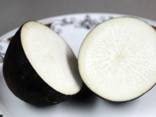 black radish