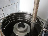 Šunku varíme 2 hodiny pri teplote vody 80°C....