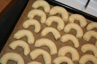 Pečieme pri teplote 170°C asi 10-15 minút....