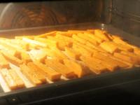 Pečieme 22 min. pri teplote 220°C....