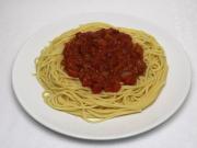 Špagety s paradajkovo-cibuľovou omáčkou